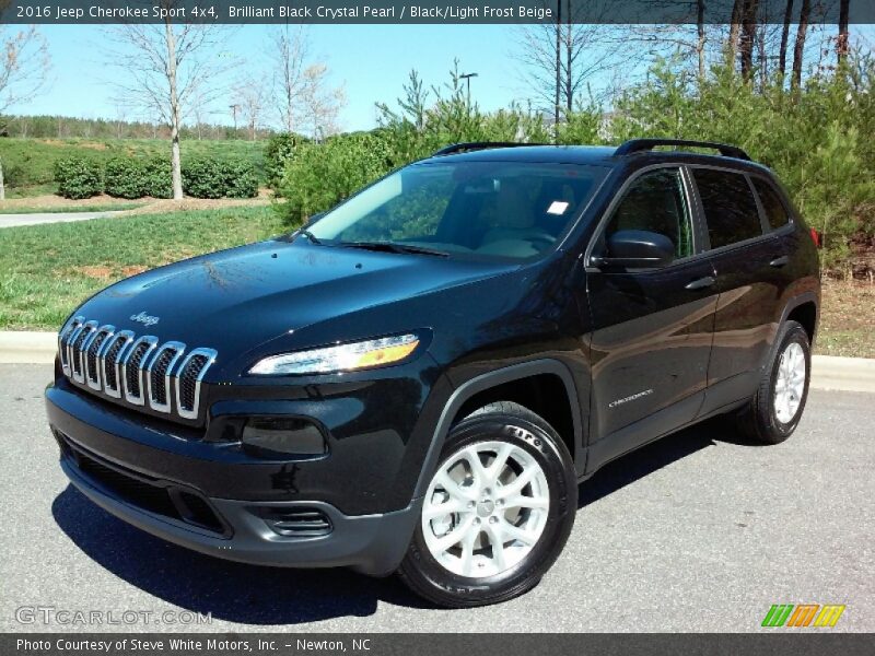 Brilliant Black Crystal Pearl / Black/Light Frost Beige 2016 Jeep Cherokee Sport 4x4