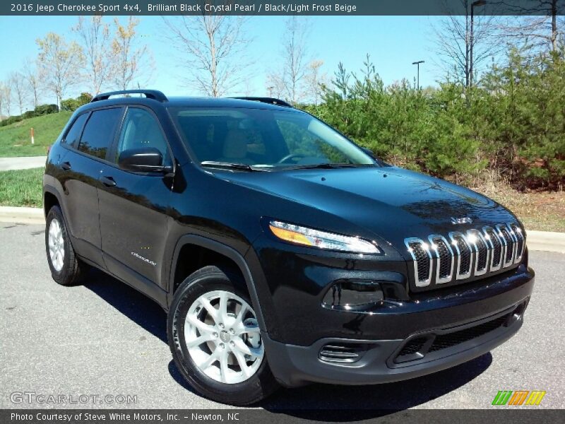Brilliant Black Crystal Pearl / Black/Light Frost Beige 2016 Jeep Cherokee Sport 4x4