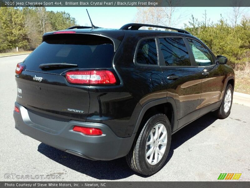 Brilliant Black Crystal Pearl / Black/Light Frost Beige 2016 Jeep Cherokee Sport 4x4