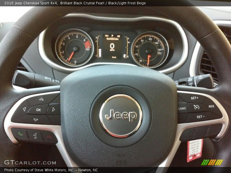 Brilliant Black Crystal Pearl / Black/Light Frost Beige 2016 Jeep Cherokee Sport 4x4