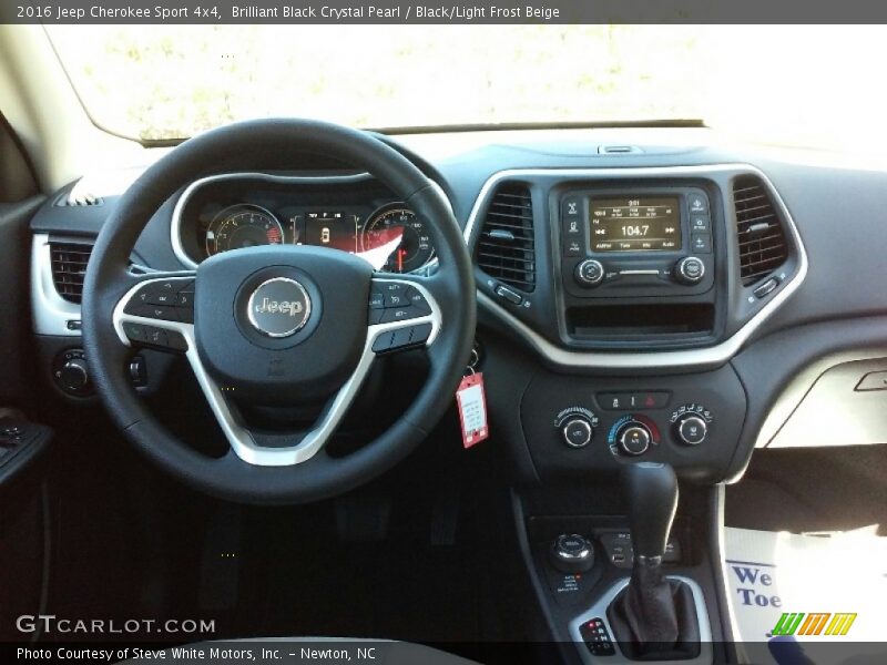 Brilliant Black Crystal Pearl / Black/Light Frost Beige 2016 Jeep Cherokee Sport 4x4