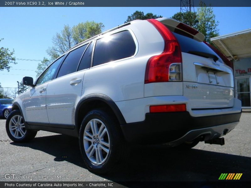 Ice White / Graphite 2007 Volvo XC90 3.2