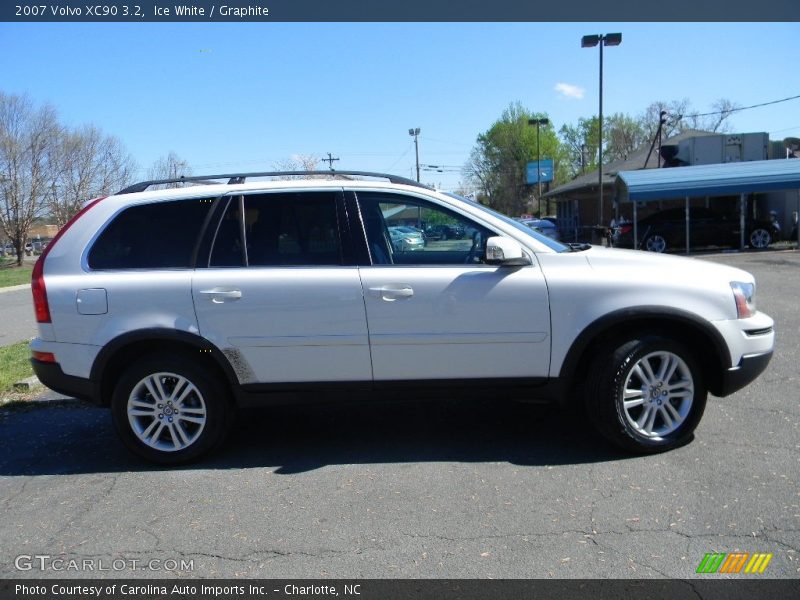 Ice White / Graphite 2007 Volvo XC90 3.2