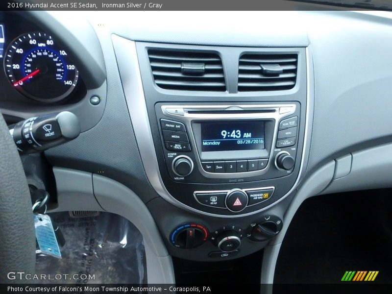 Ironman Silver / Gray 2016 Hyundai Accent SE Sedan