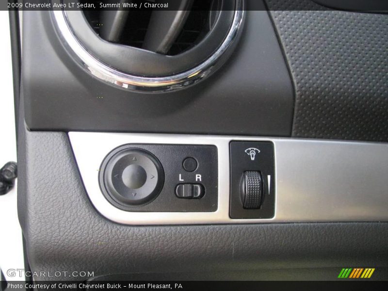 Summit White / Charcoal 2009 Chevrolet Aveo LT Sedan