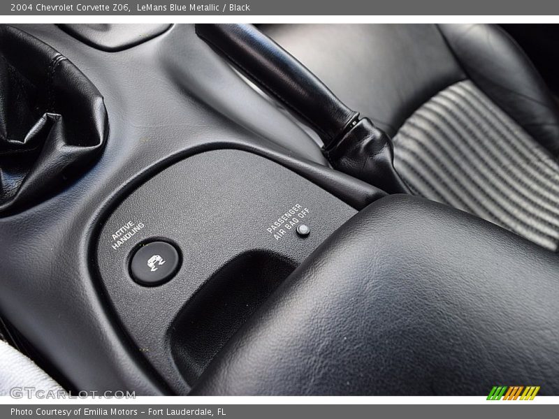 Controls of 2004 Corvette Z06