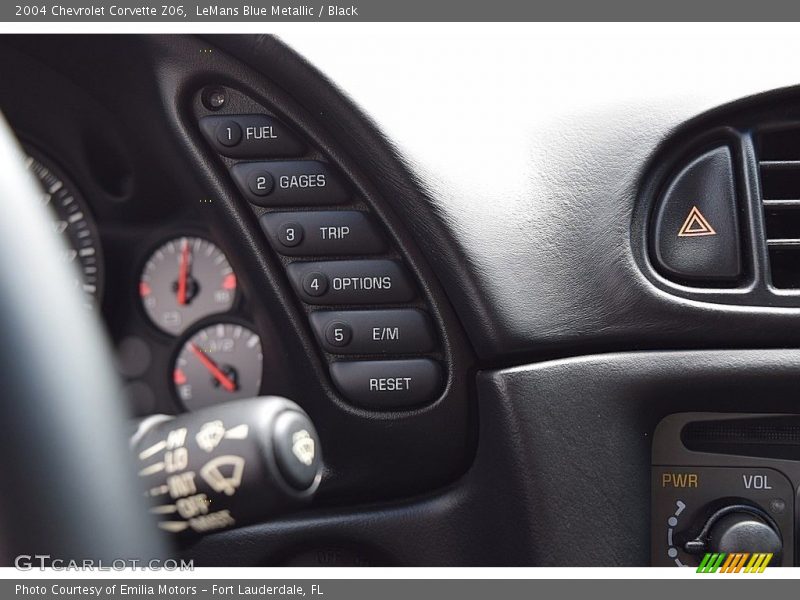 Controls of 2004 Corvette Z06