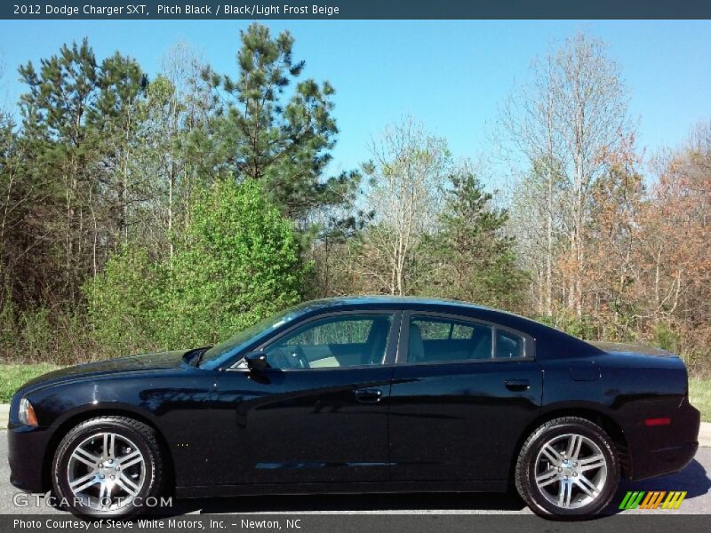 Pitch Black / Black/Light Frost Beige 2012 Dodge Charger SXT