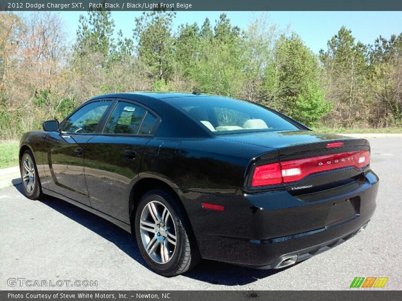 Pitch Black / Black/Light Frost Beige 2012 Dodge Charger SXT
