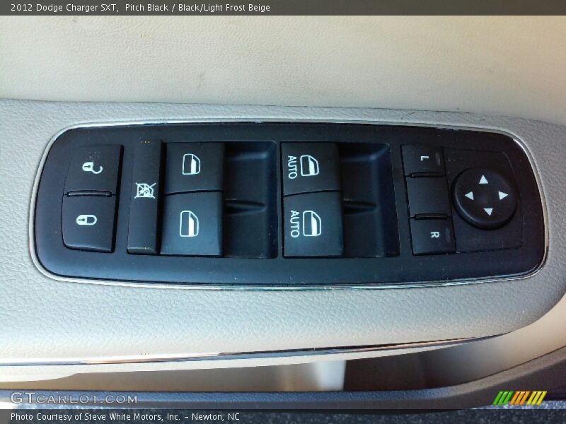 Pitch Black / Black/Light Frost Beige 2012 Dodge Charger SXT