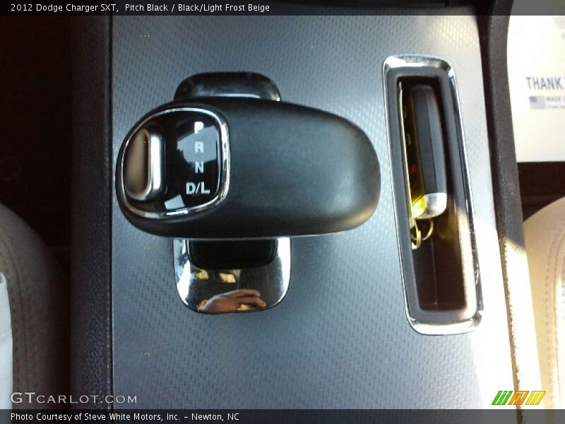 Pitch Black / Black/Light Frost Beige 2012 Dodge Charger SXT