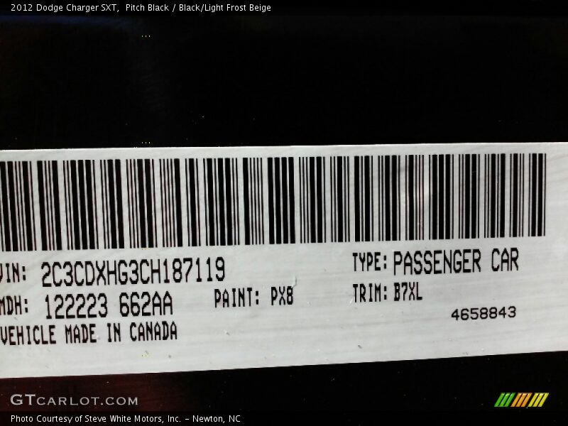 Pitch Black / Black/Light Frost Beige 2012 Dodge Charger SXT