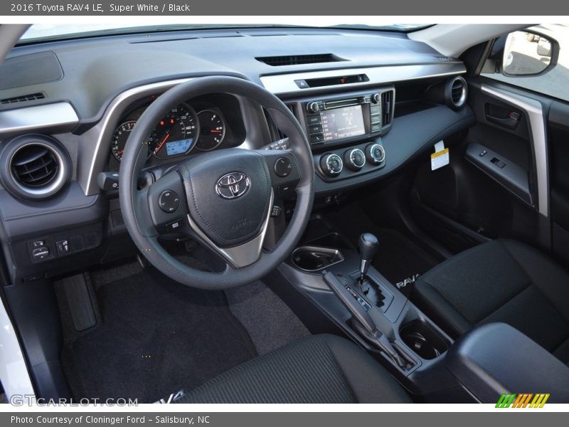 Super White / Black 2016 Toyota RAV4 LE