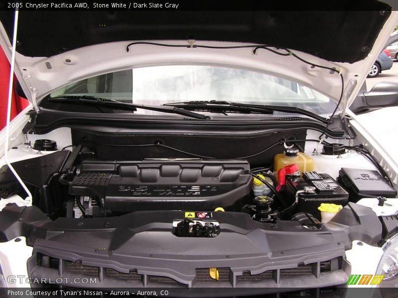 Stone White / Dark Slate Gray 2005 Chrysler Pacifica AWD