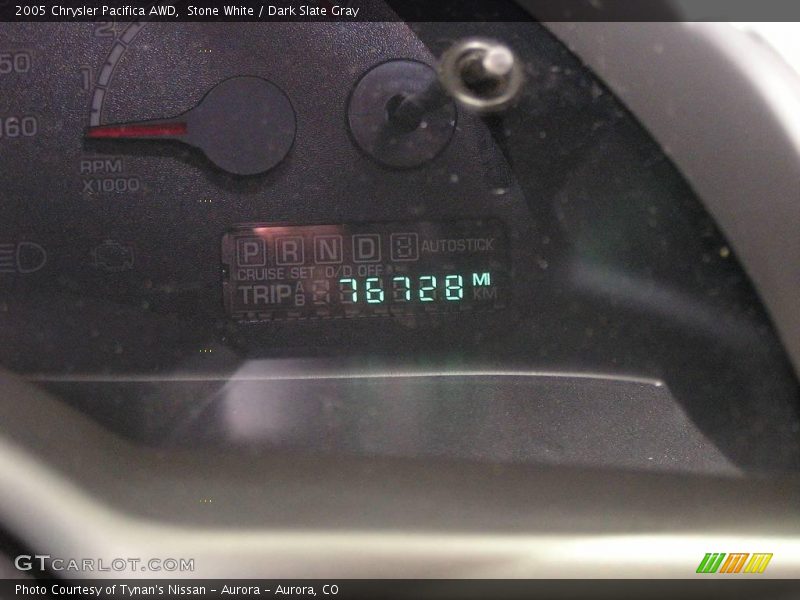 Stone White / Dark Slate Gray 2005 Chrysler Pacifica AWD