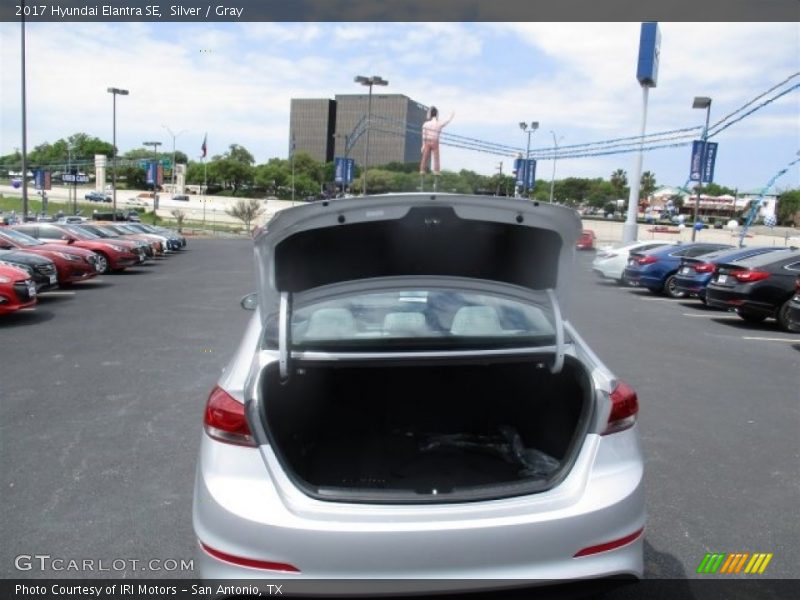 Silver / Gray 2017 Hyundai Elantra SE