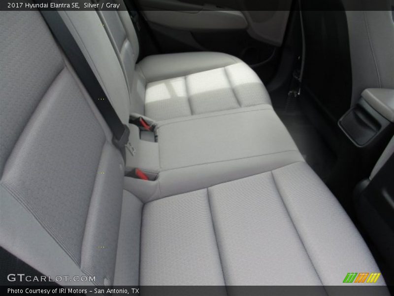 Silver / Gray 2017 Hyundai Elantra SE