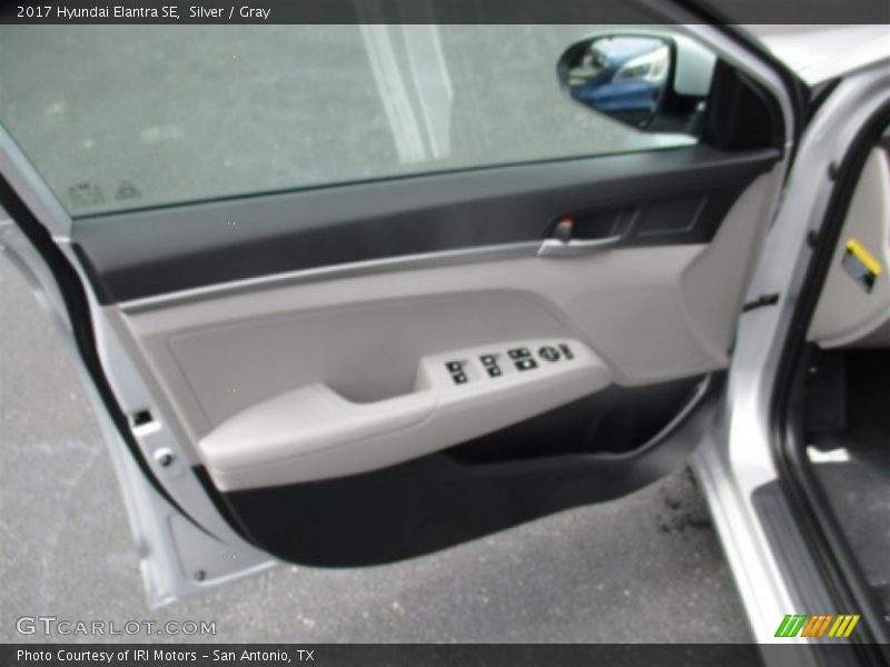 Silver / Gray 2017 Hyundai Elantra SE