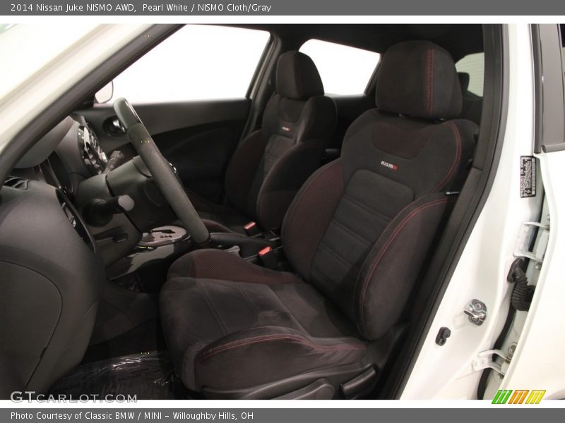 Pearl White / NISMO Cloth/Gray 2014 Nissan Juke NISMO AWD