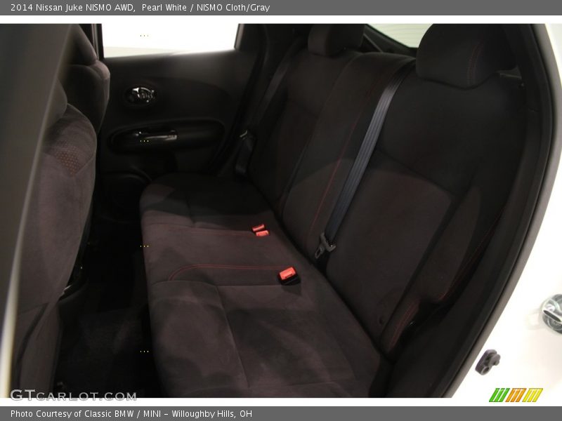 Pearl White / NISMO Cloth/Gray 2014 Nissan Juke NISMO AWD