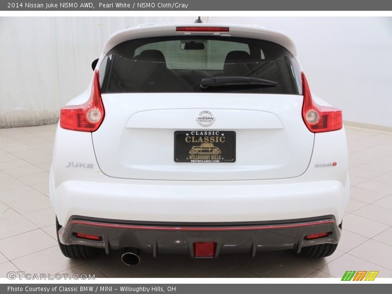 Pearl White / NISMO Cloth/Gray 2014 Nissan Juke NISMO AWD