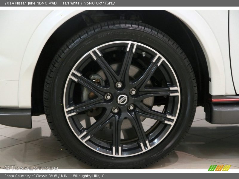 Pearl White / NISMO Cloth/Gray 2014 Nissan Juke NISMO AWD