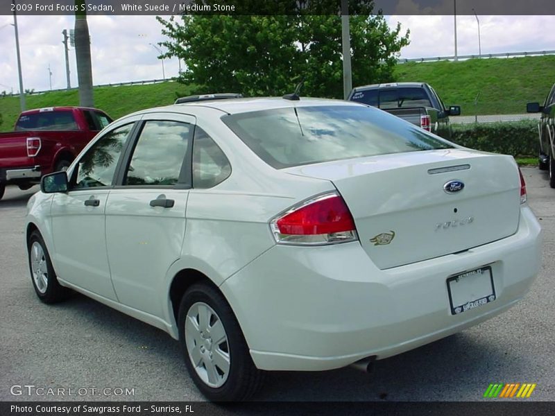 White Suede / Medium Stone 2009 Ford Focus S Sedan