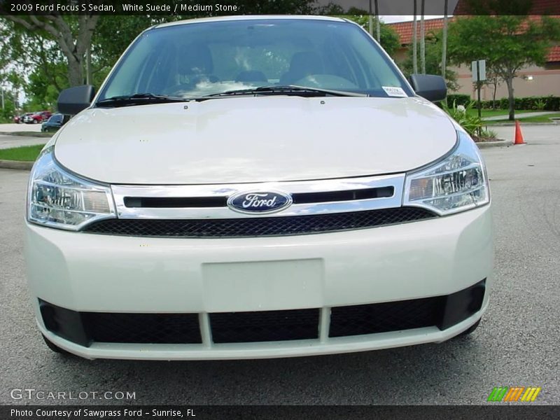 White Suede / Medium Stone 2009 Ford Focus S Sedan