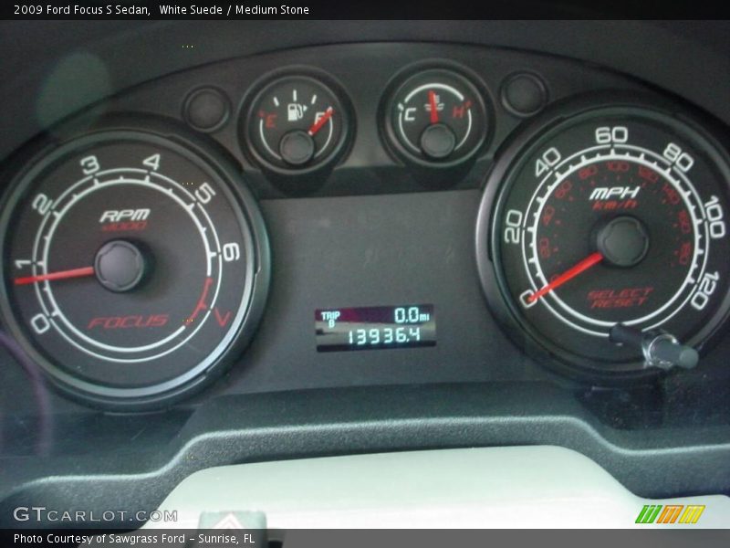 White Suede / Medium Stone 2009 Ford Focus S Sedan