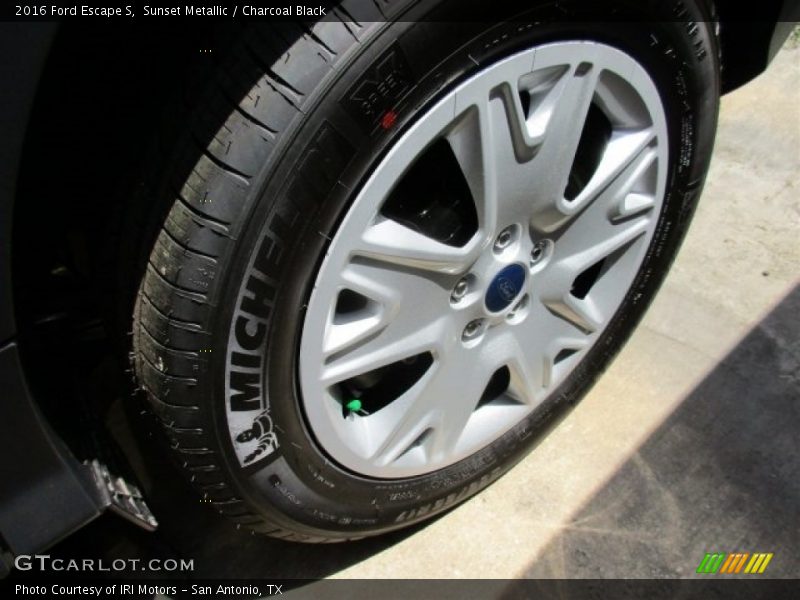 Sunset Metallic / Charcoal Black 2016 Ford Escape S