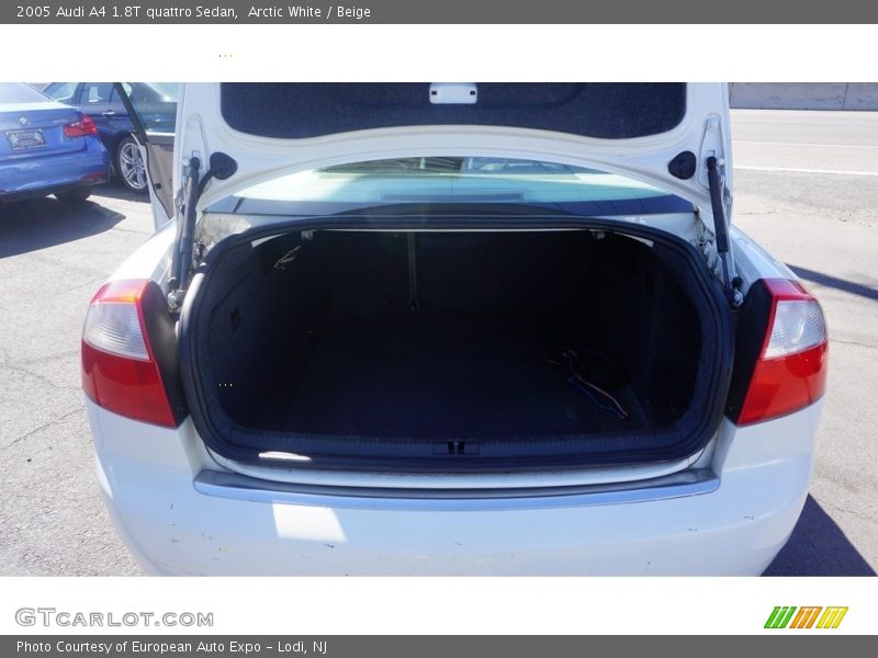 Arctic White / Beige 2005 Audi A4 1.8T quattro Sedan