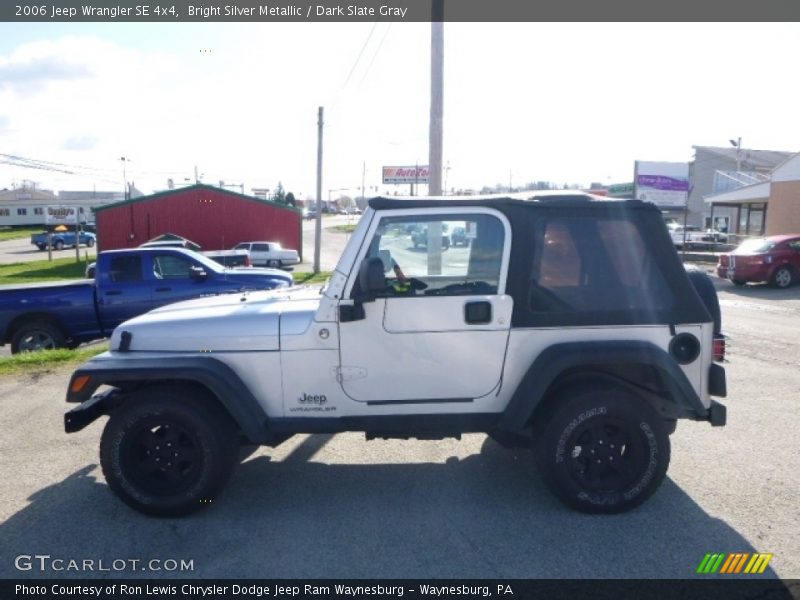 Bright Silver Metallic / Dark Slate Gray 2006 Jeep Wrangler SE 4x4
