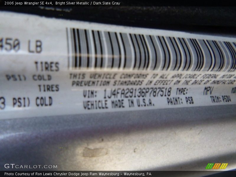 Bright Silver Metallic / Dark Slate Gray 2006 Jeep Wrangler SE 4x4
