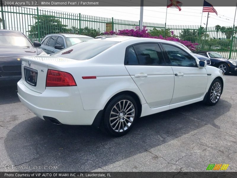 White Diamond Pearl / Parchment 2004 Acura TL 3.2