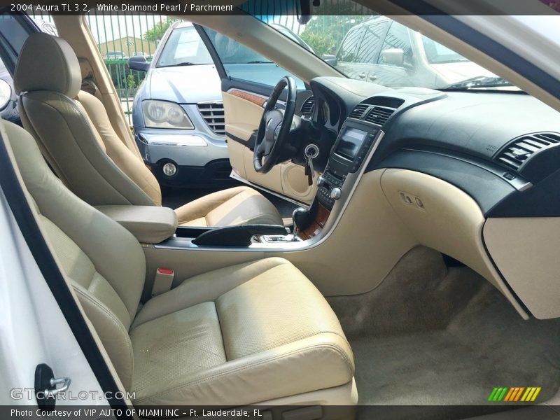 White Diamond Pearl / Parchment 2004 Acura TL 3.2