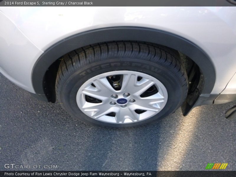 Sterling Gray / Charcoal Black 2014 Ford Escape S