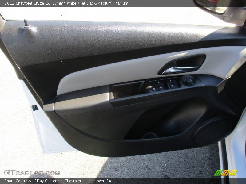 Summit White / Jet Black/Medium Titanium 2012 Chevrolet Cruze LS