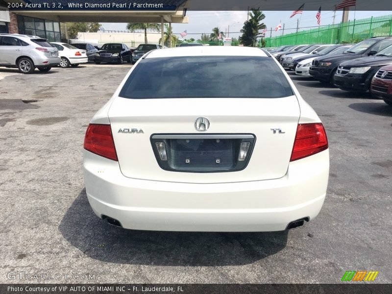White Diamond Pearl / Parchment 2004 Acura TL 3.2