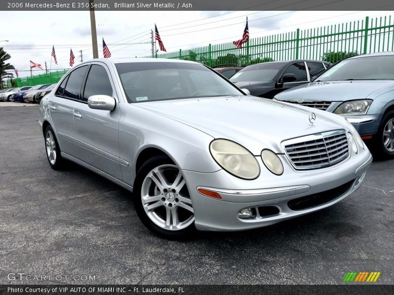 Front 3/4 View of 2006 E 350 Sedan
