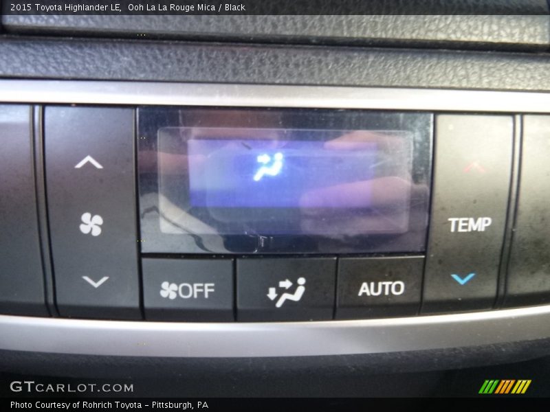 Ooh La La Rouge Mica / Black 2015 Toyota Highlander LE