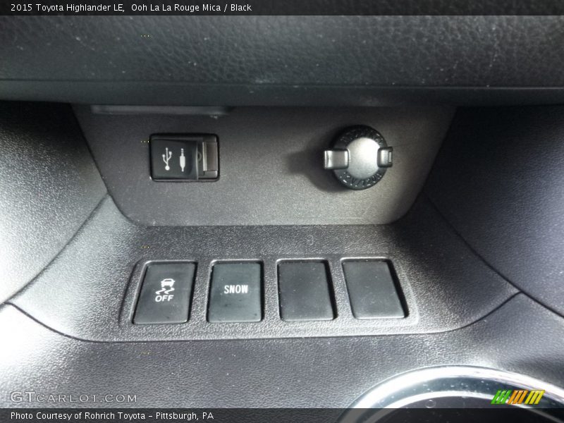 Ooh La La Rouge Mica / Black 2015 Toyota Highlander LE