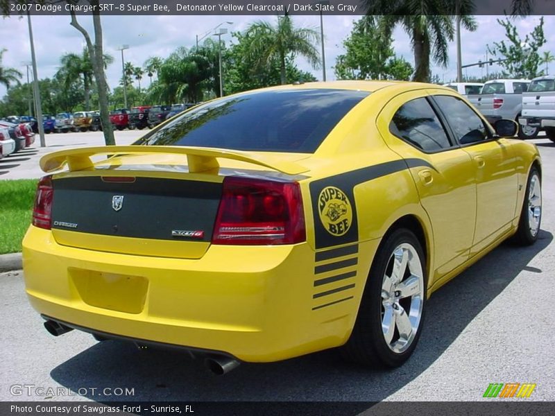 Detonator Yellow Clearcoat / Dark Slate Gray 2007 Dodge Charger SRT-8 Super Bee