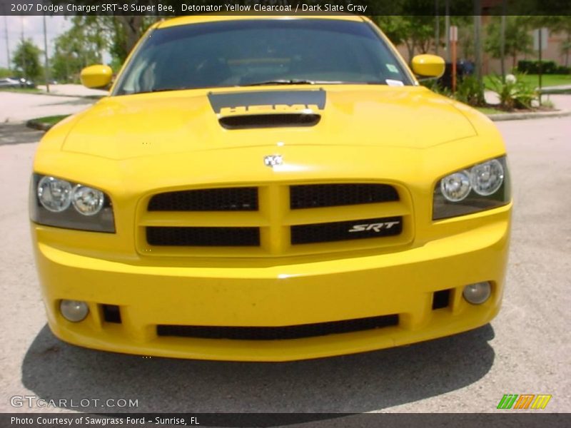 Detonator Yellow Clearcoat / Dark Slate Gray 2007 Dodge Charger SRT-8 Super Bee