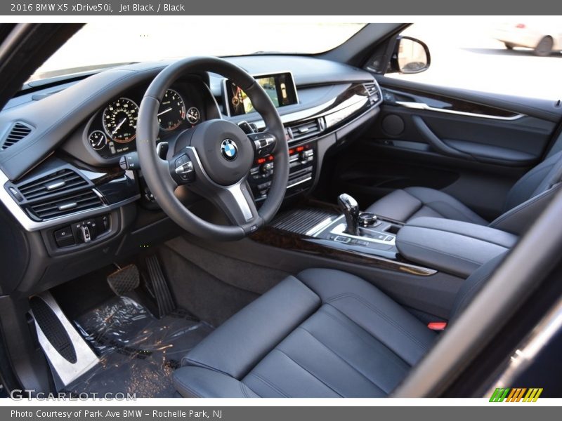 Jet Black / Black 2016 BMW X5 xDrive50i