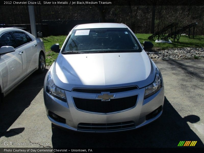 Silver Ice Metallic / Jet Black/Medium Titanium 2012 Chevrolet Cruze LS