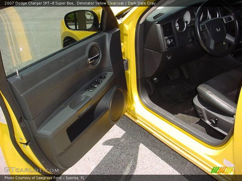 Detonator Yellow Clearcoat / Dark Slate Gray 2007 Dodge Charger SRT-8 Super Bee