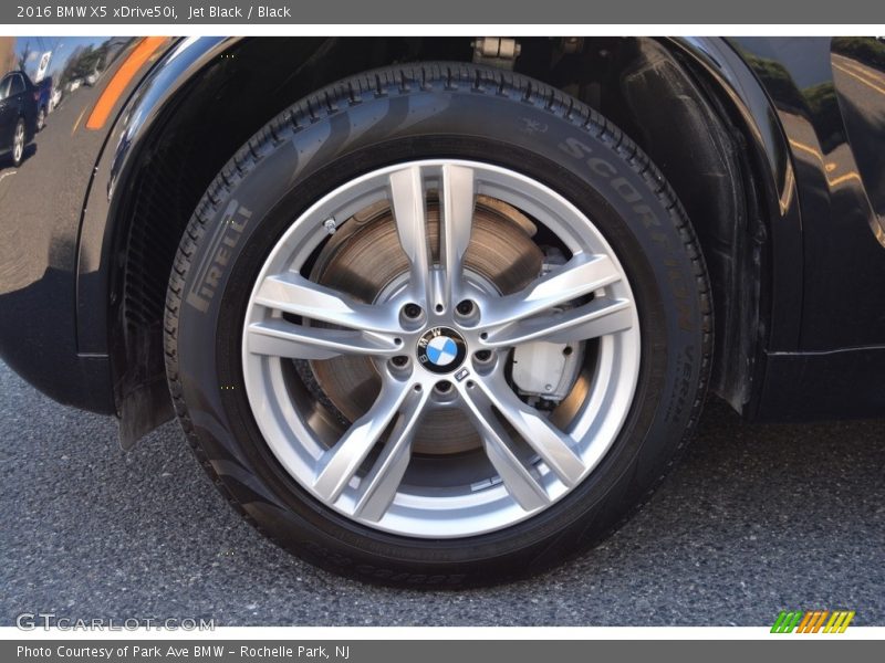 Jet Black / Black 2016 BMW X5 xDrive50i