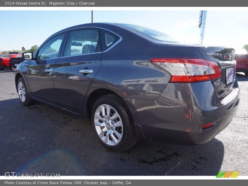 Magnetic Gray / Charcoal 2014 Nissan Sentra SV