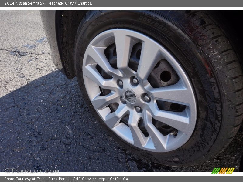 Magnetic Gray / Charcoal 2014 Nissan Sentra SV