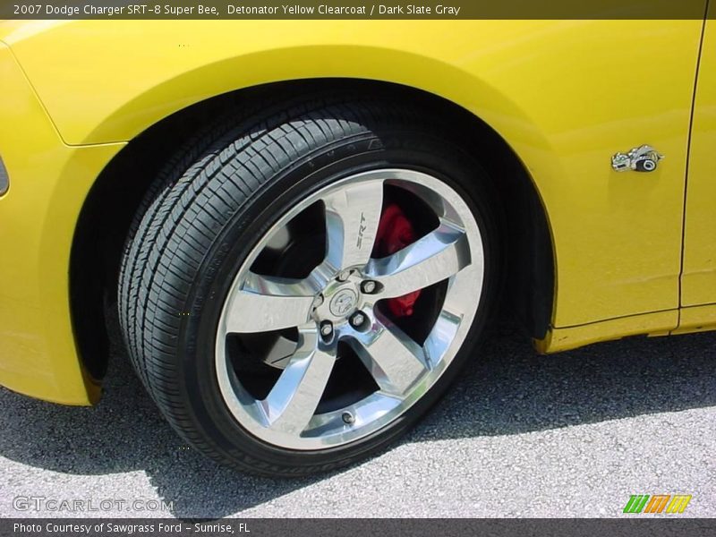 Detonator Yellow Clearcoat / Dark Slate Gray 2007 Dodge Charger SRT-8 Super Bee